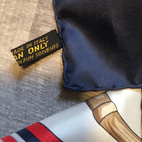 Celine Paris silk scarf - Picture 10 of 14